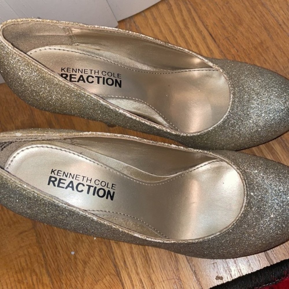 Kenneth Cole Gold Glitter Heels - Picture 2 of 9